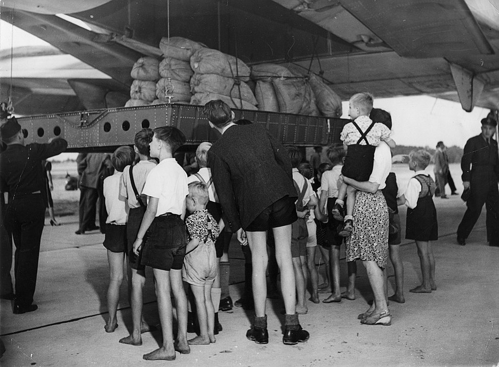 June 24 1948 The Berlin Airlift Cold War Begins Constituting America